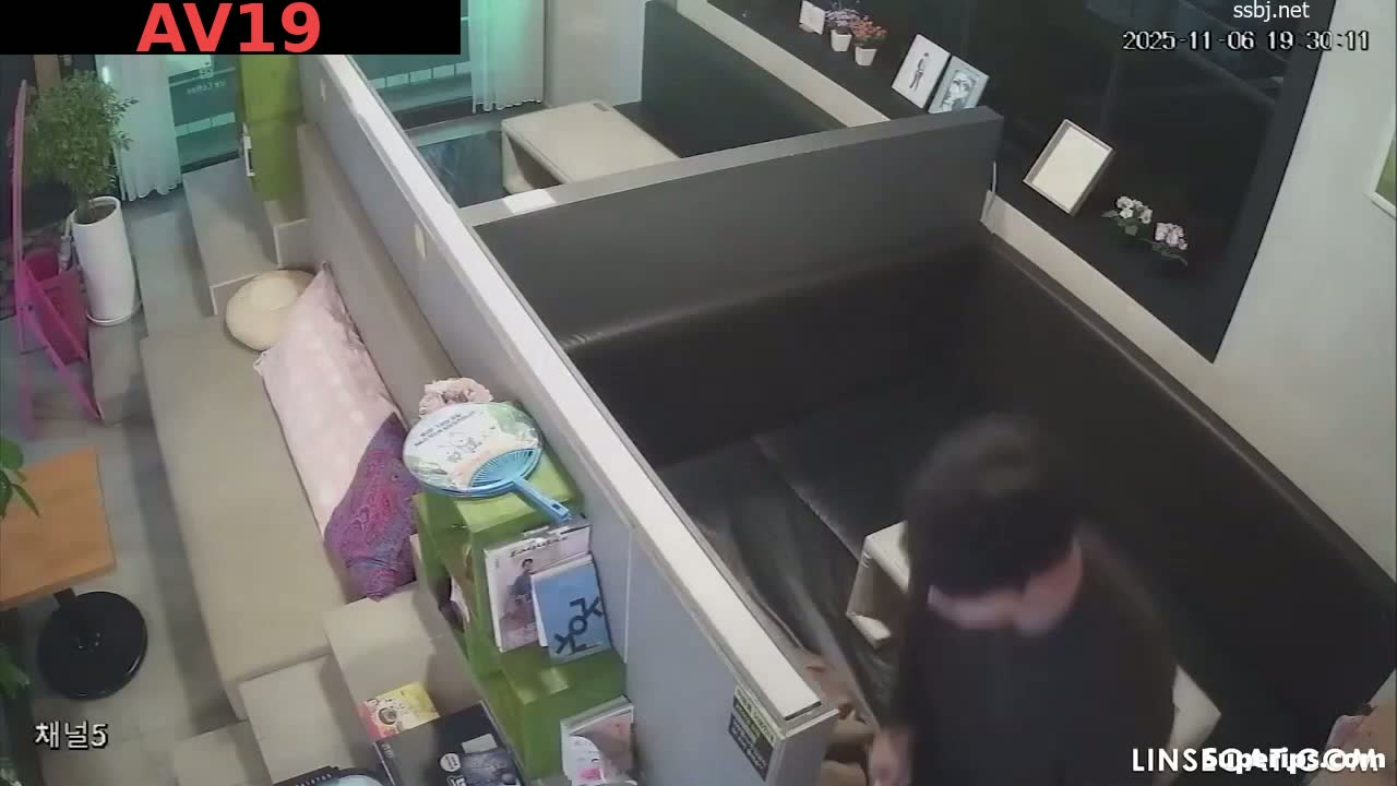 IPCAM 룸카페 풋풋한커플