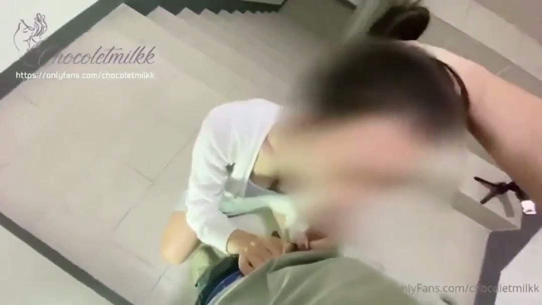 시간없어 비상구에서 후다닥 초코와이프 09-09-2026
