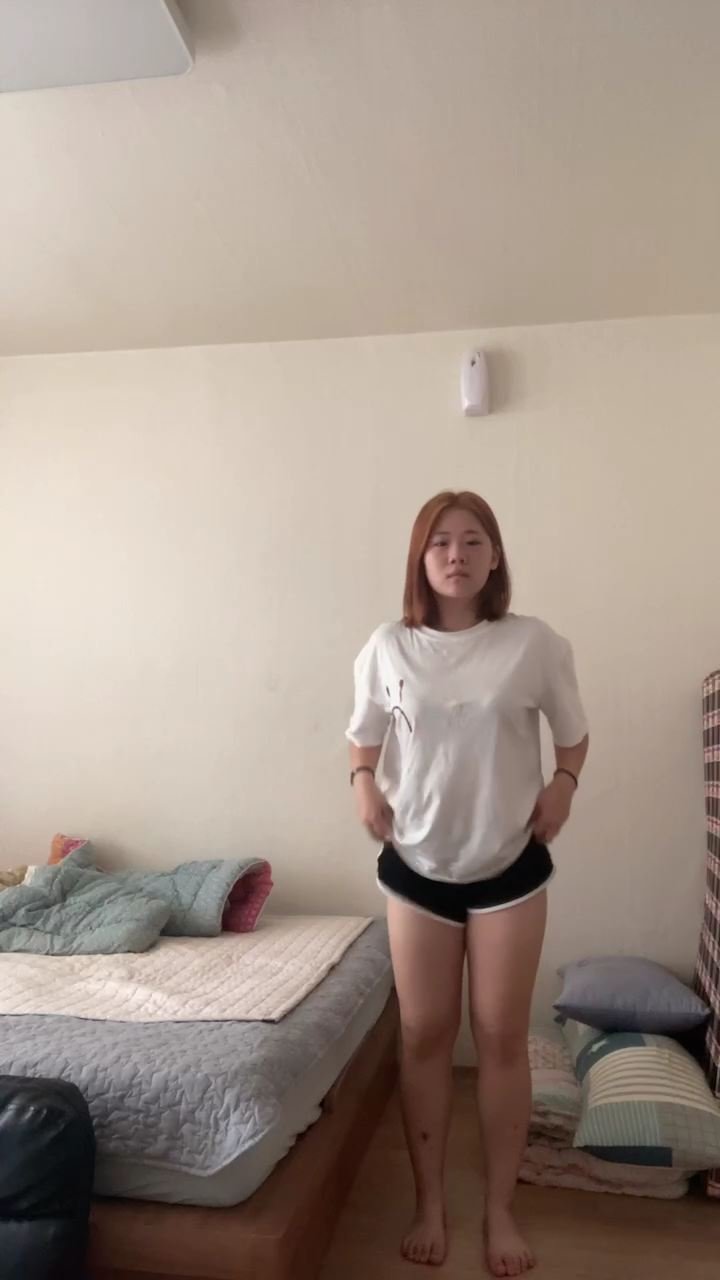 최초공개 단발녀