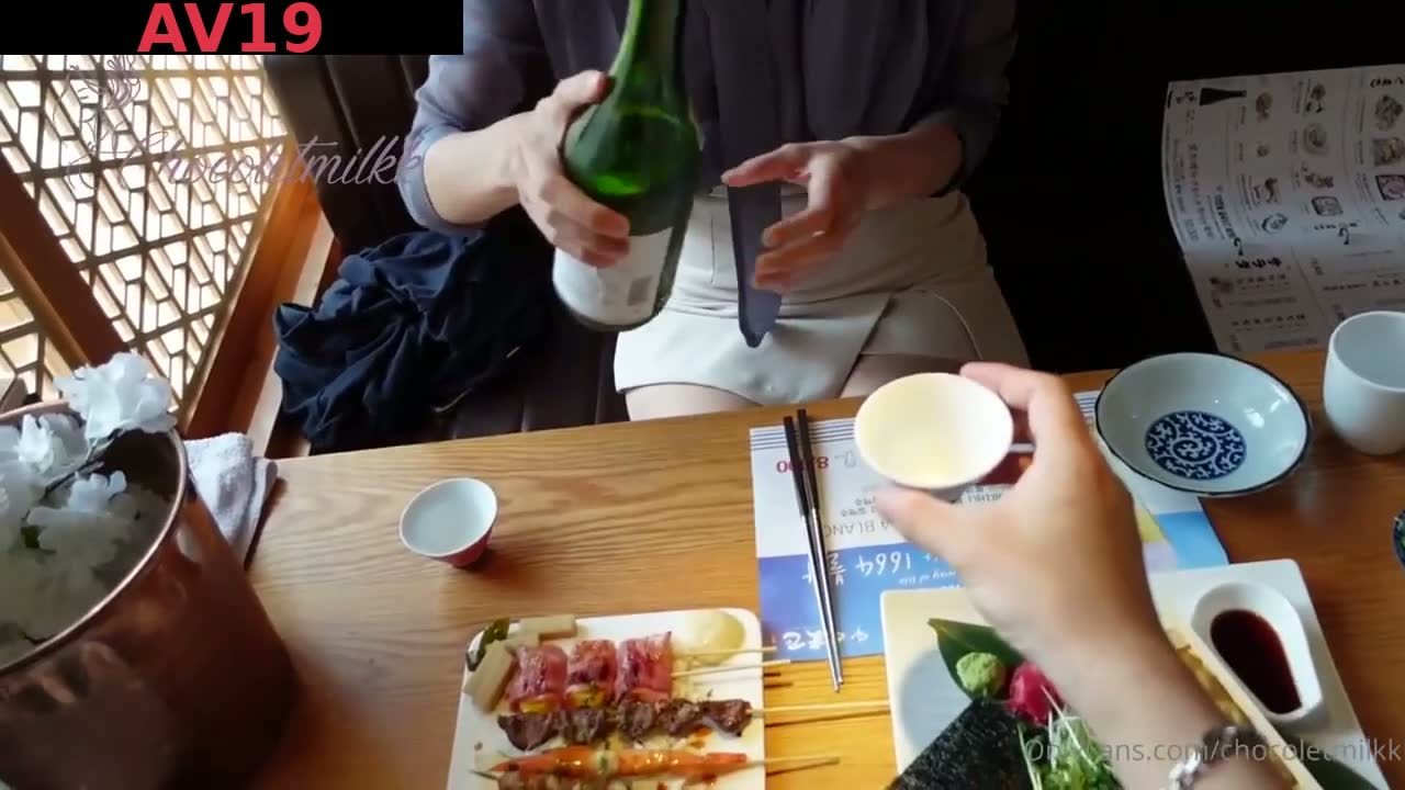 고급 일식집 화장실에서 초대남과 야노촬영