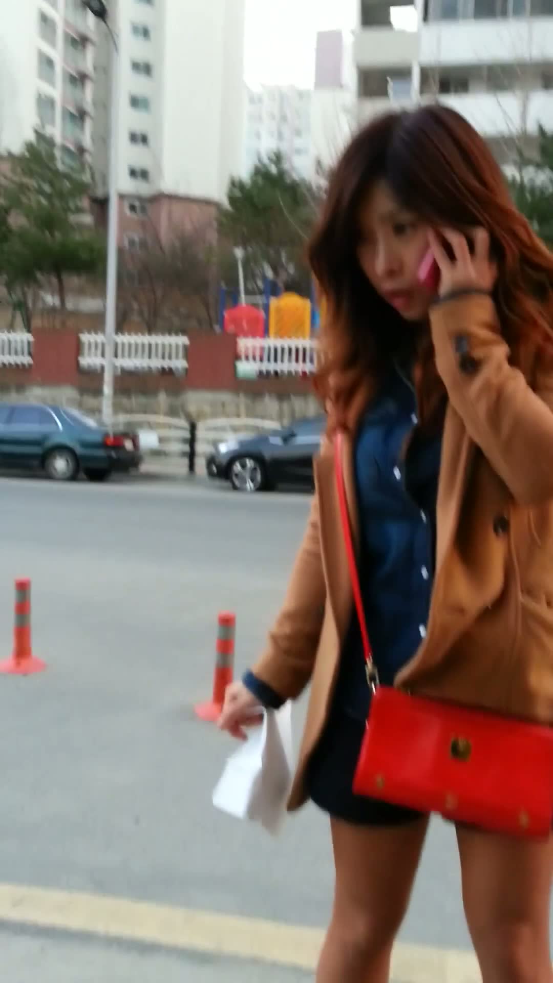 (한국야동) 젊은 애엄마 섭외해서 성욕 채우려는 변태남